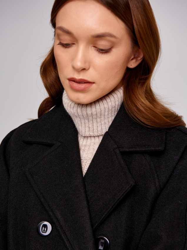 Женское демисезонное пальто оверсайз