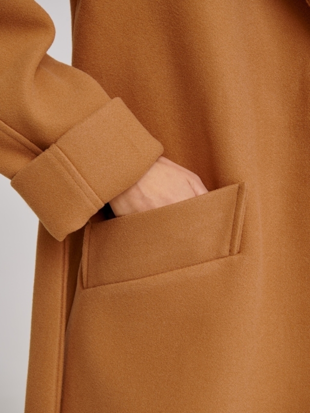 Женское демисезонное пальто оверсайз